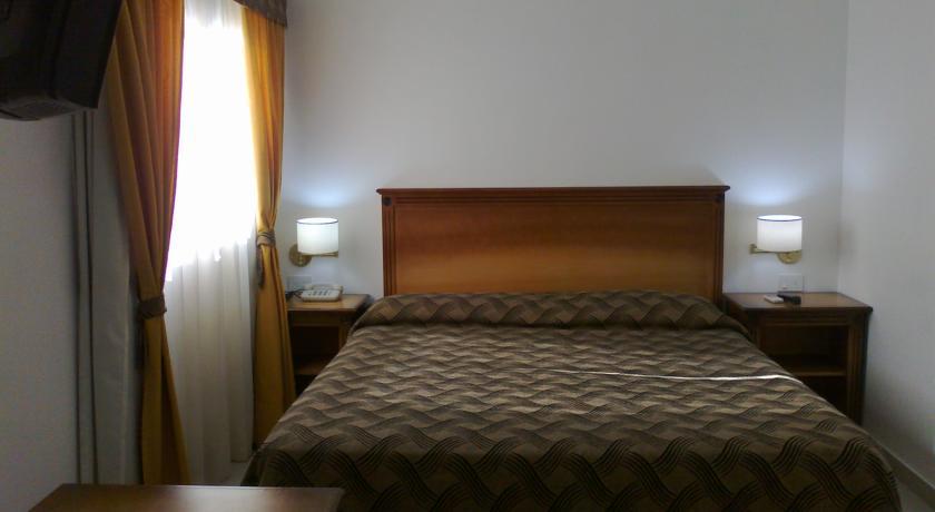 Tritone Hotel Buenos Aires Buitenkant foto